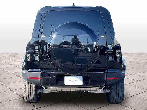 2026 Land Rover Defender P300 S