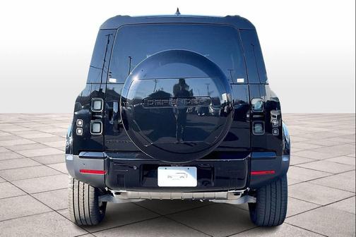 2026 Land Rover Defender P300 S