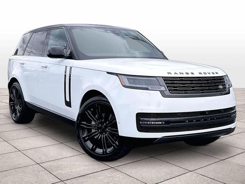 Fuji White 2026 Land Rover Range Rover P400 SE