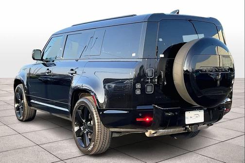 2026 Land Rover Defender P400 X-Dynamic SE