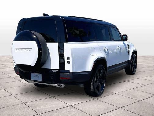Fuji White 2026 Land Rover Defender P300 S