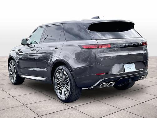 CHARENTE 2026 Land Rover Range Rover Sport SE