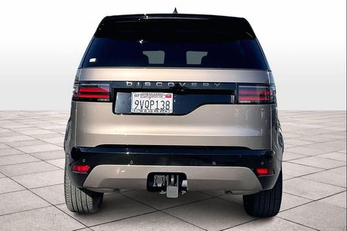 2025 Land Rover Discovery P360 Dynamic SE