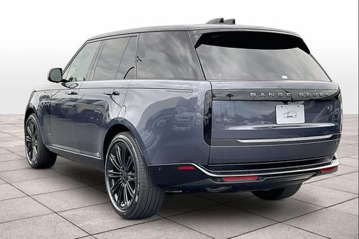 2026 Land Rover Range Rover P400 SE