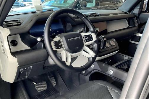 2024 Land Rover Defender 110 P300