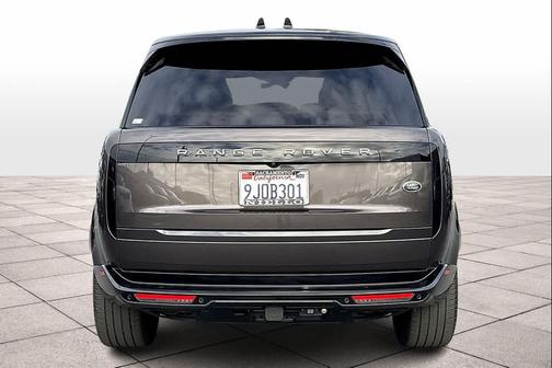 2023 Land Rover Range Rover P530 SE