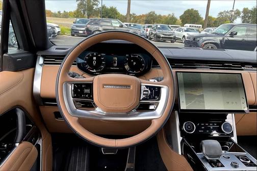 2023 Land Rover Range Rover P530 SE