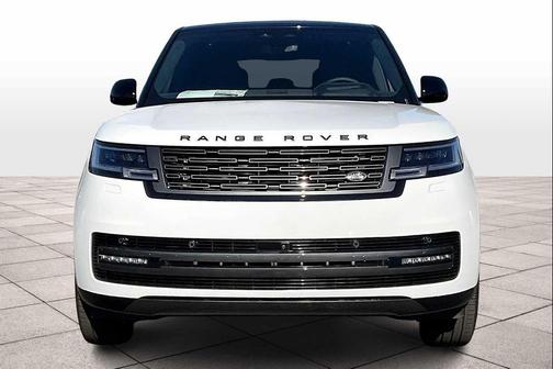 2025 Land Rover Range Rover P400 SE