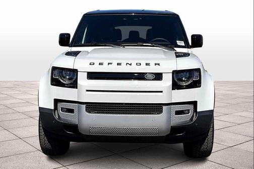 2025 Land Rover Defender 130 P300 S