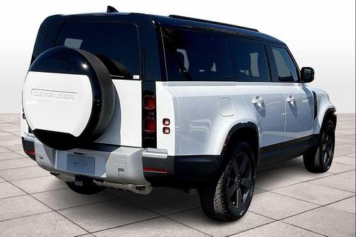 2025 Land Rover Defender 130 P300 S