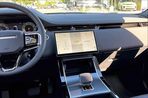 2026 Land Rover Range Rover Evoque Core S