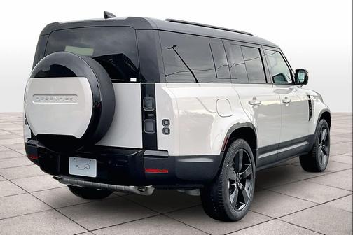 2026 Land Rover Defender P300 S