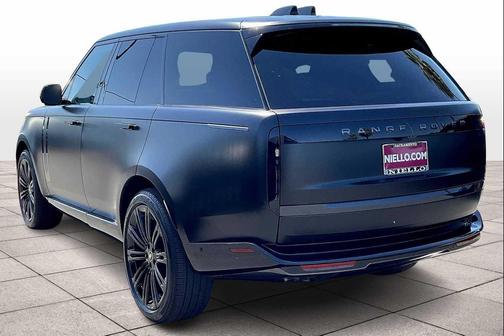 2025 Land Rover Range Rover P530 SE