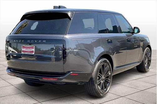 2025 Land Rover Range Rover P400 SE