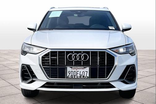 2022 Audi Q3 45 S line Premium