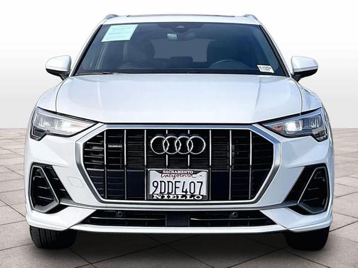 2022 Audi Q3 45 S line Premium