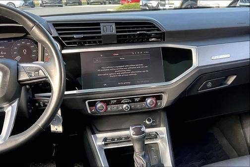 2022 Audi Q3 45 S line Premium