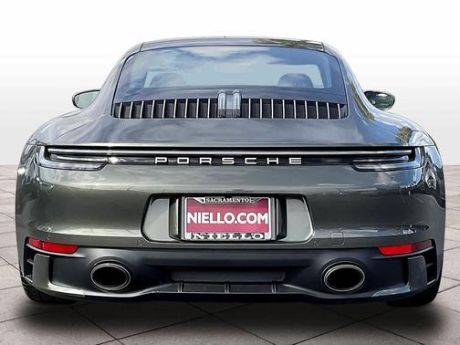 2024 Porsche 911 Carrera 4S