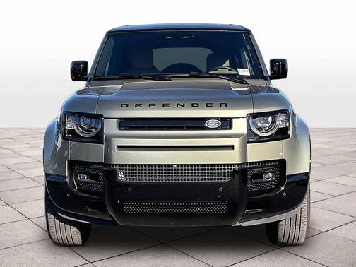 2025 Land Rover Defender 110 P400 X-Dynamic SE