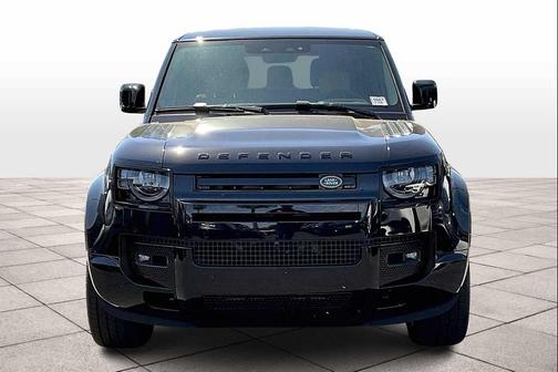 2025 Land Rover Defender V8