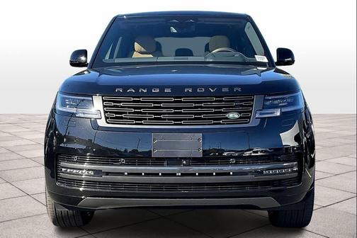 2025 Land Rover Range Rover P530 SE 7 Seat