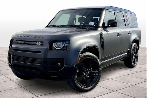 2026 Land Rover Defender V8