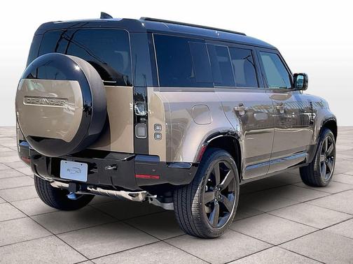 GODWANA 2026 Land Rover Defender P400 X-Dynamic SE