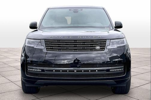 2026 Land Rover Range Rover P530 SE