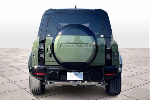 2026 Land Rover Defender P400 X-Dynamic SE