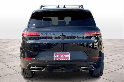 2023 Land Rover Range Rover Sport SE