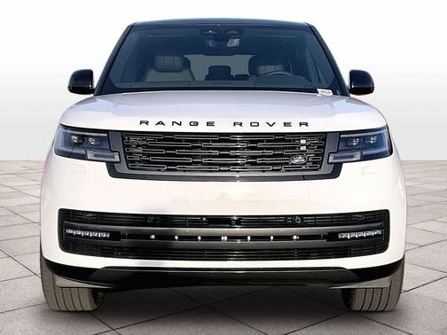 2026 Land Rover Range Rover P400 SE 7 Seat