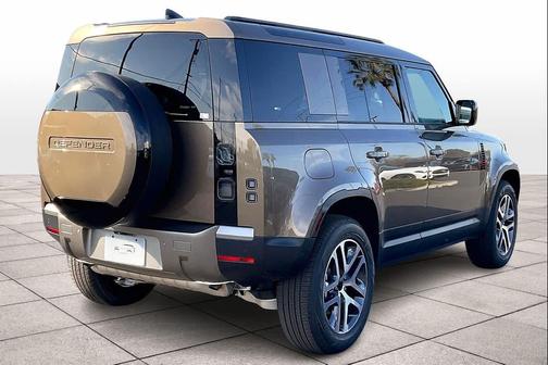 2026 Land Rover Defender P300 S