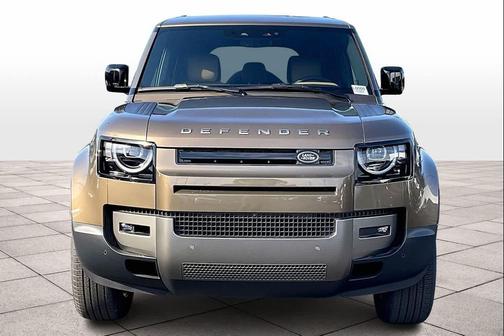 2026 Land Rover Defender P300 S