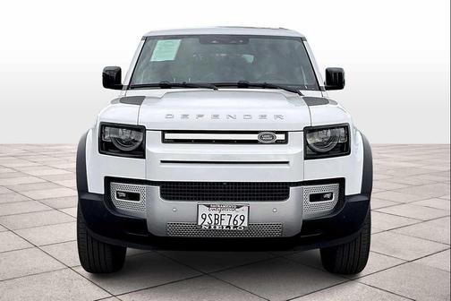 2025 Land Rover Defender 110 P400 S