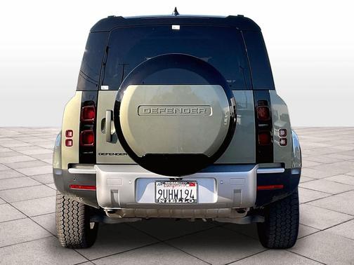 2025 Land Rover Defender 110 P400 S