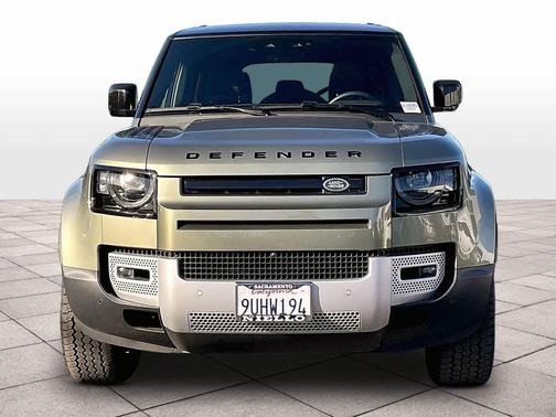 2025 Land Rover Defender 110 P400 S