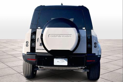 2026 Land Rover Defender P300 S