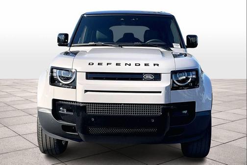2026 Land Rover Defender P300 S