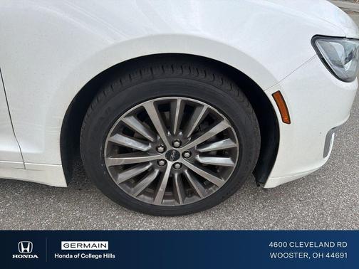 White Platinum Metallic Tri-Coat 2020 Lincoln MKZ Standard