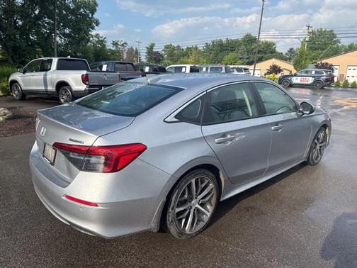 2022 Honda Civic Touring