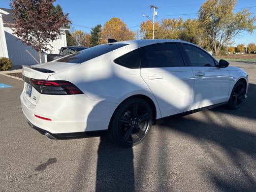 2023 Honda Accord Hybrid Base