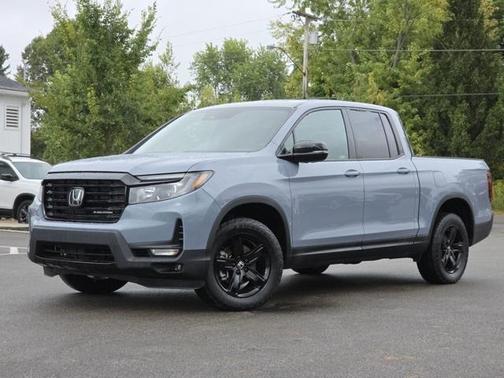 2023 Honda Ridgeline Black