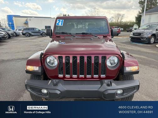 Snazzberry Pearlcoat 2021 Jeep Gladiator Sport