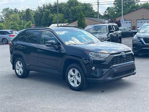 2021 Toyota RAV4 Hybrid XLE
