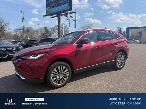 Ruby Flare Pearl 2024 Toyota Venza XLE