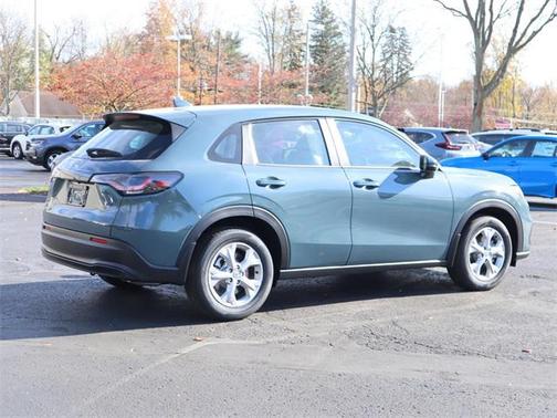 2025 Honda HR-V LX