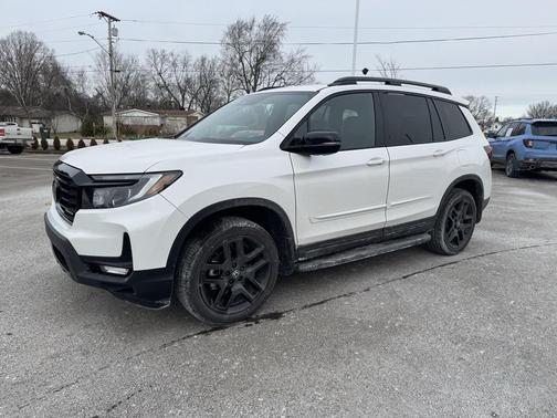 2025 Honda Passport AWD Black