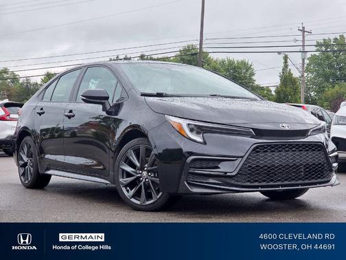 Midnight Black Metallic 2024 Toyota Corolla XSE