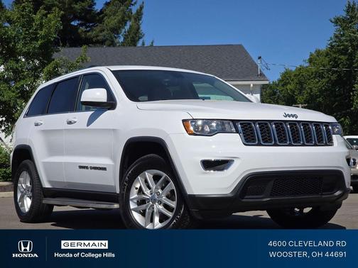 Bright White Clearcoat 2018 Jeep Grand Cherokee Laredo E