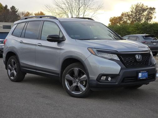 2020 Honda Passport AWD Touring